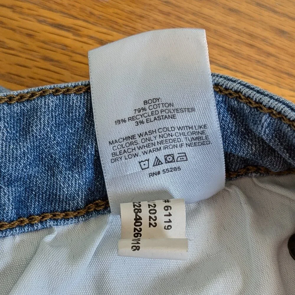 Express // Men's Slim Jeans // Light Blue // 31 x 32